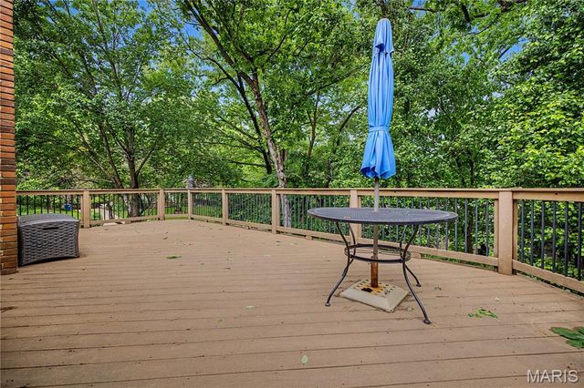 2087 Woodmoor Ridge Drive, St Louis, MO 63011