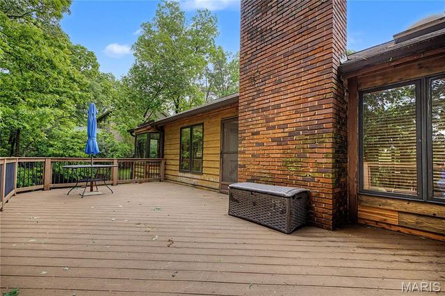 2087 Woodmoor Ridge Drive, St Louis, MO 63011