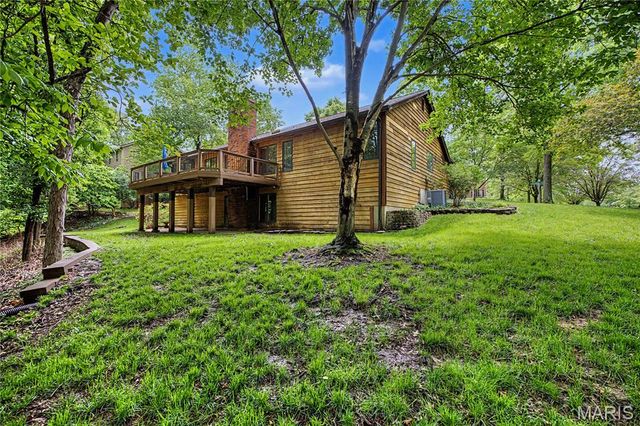 2087 Woodmoor Ridge Drive, St Louis, MO 63011