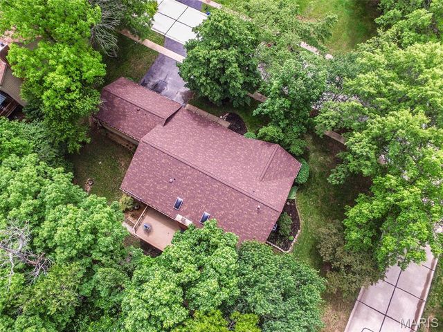 2087 Woodmoor Ridge Drive, St Louis, MO 63011