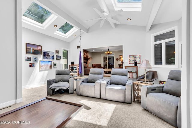 127 Telegraph Hill Road S, Holmdel, NJ 07733