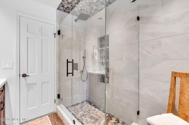 127 Telegraph Hill Road S, Holmdel, NJ 07733