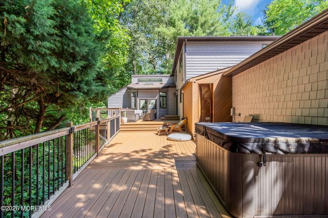 127 Telegraph Hill Road S, Holmdel, NJ 07733
