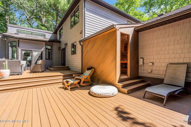 127 Telegraph Hill Road S, Holmdel, NJ 07733
