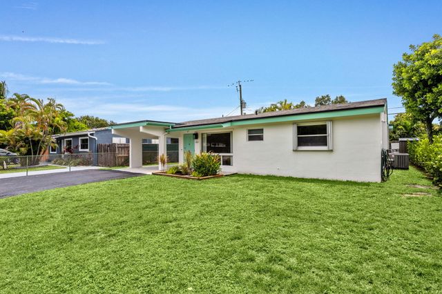 4987 SW 25th Avenue, Dania Beach, FL 33312
