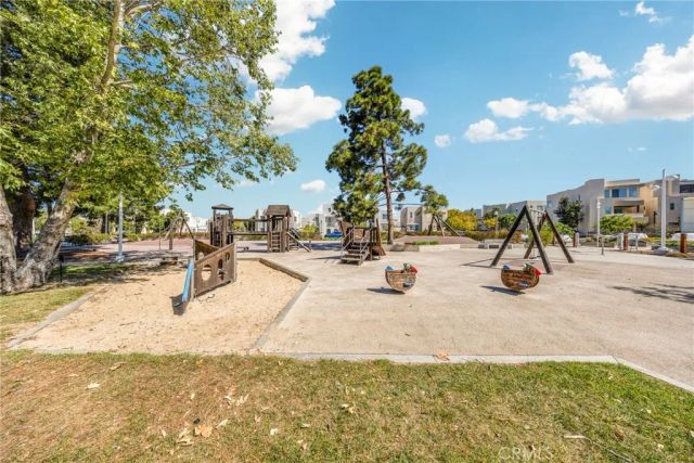 104 Interval, Irvine, CA 92618