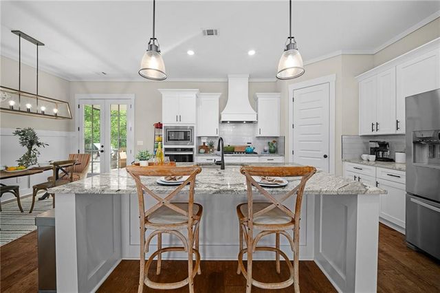 392 London Road, Ball Ground, GA 30107