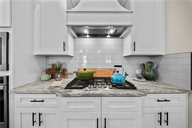 392 London Road, Ball Ground, GA 30107