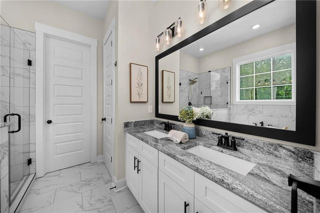 392 London Road, Ball Ground, GA 30107