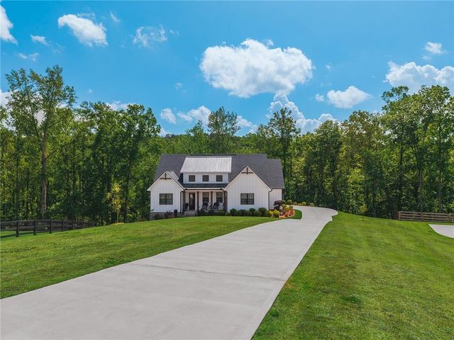 392 London Road, Ball Ground, GA 30107