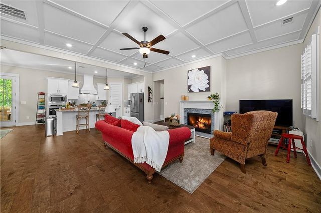 392 London Road, Ball Ground, GA 30107