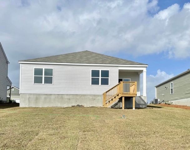 2156 Ainsley Dr., Little River, SC 29566