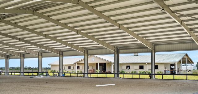 13700 SW Groveside Drive, Stuart, FL 34997