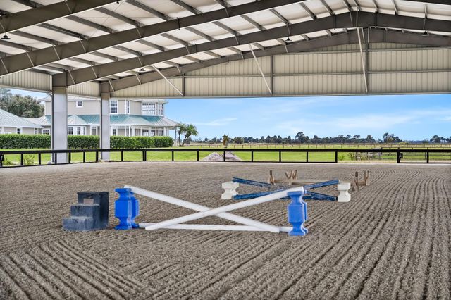 13700 SW Groveside Drive, Stuart, FL 34997