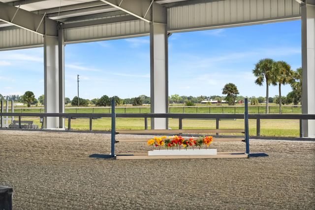 13700 SW Groveside Drive, Stuart, FL 34997