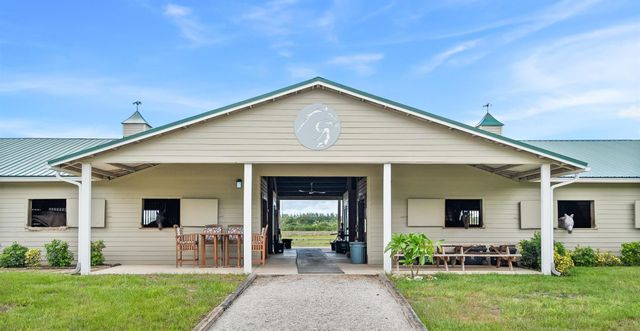 13700 SW Groveside Drive, Stuart, FL 34997