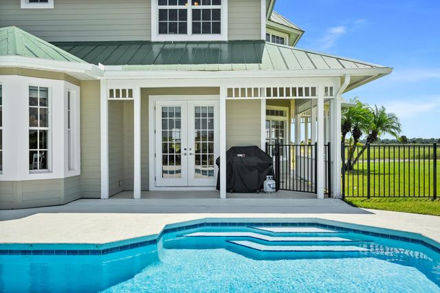 13700 SW Groveside Drive, Stuart, FL 34997