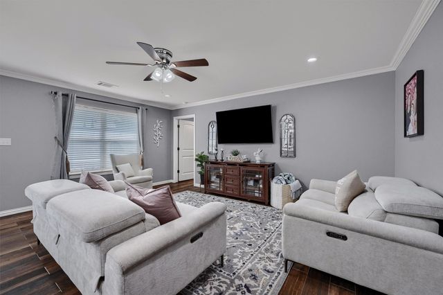 717 S Elm Street, Sherman, TX 75090