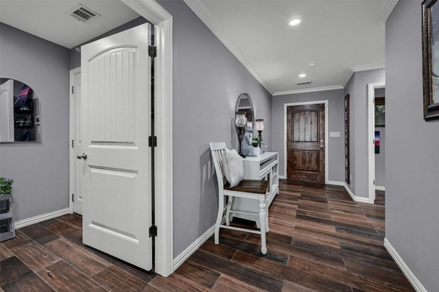 717 S Elm Street, Sherman, TX 75090