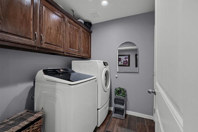 717 S Elm Street, Sherman, TX 75090