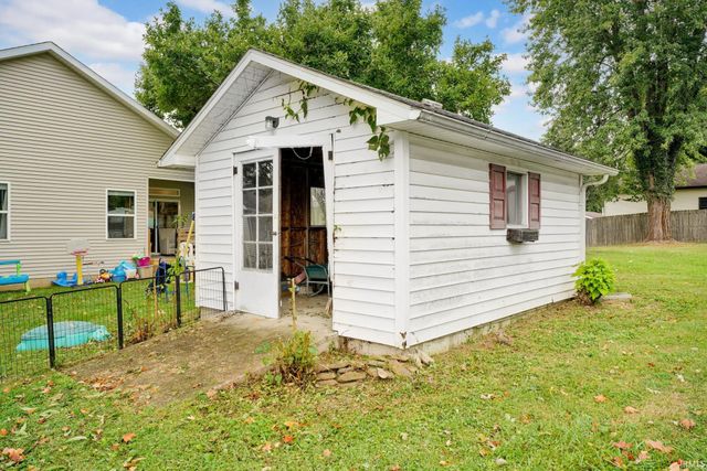 2814 Eastern Avenue, Bedford, IN 47421