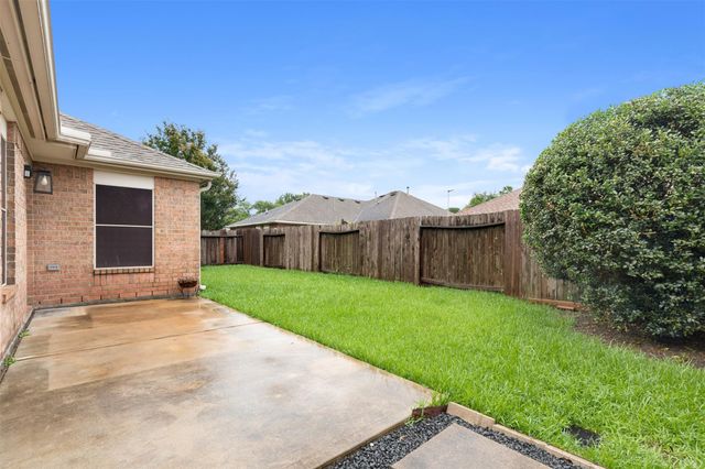 22848 Lantern Hills Drive, Kingwood, TX 77339