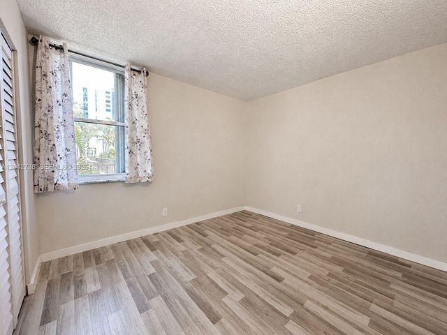 20200 W Country Club Drive PH16, Aventura, FL 33180