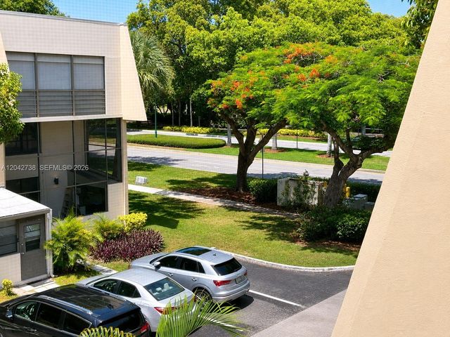 20200 W Country Club Drive PH16, Aventura, FL 33180