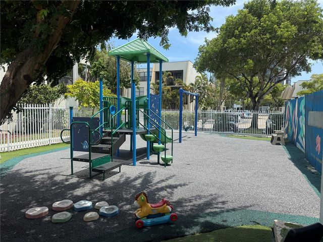 20200 W Country Club Drive PH16, Aventura, FL 33180