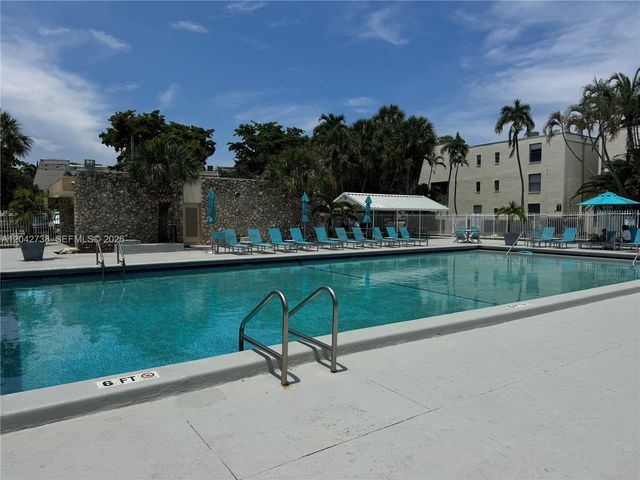 20200 W Country Club Drive PH16, Aventura, FL 33180