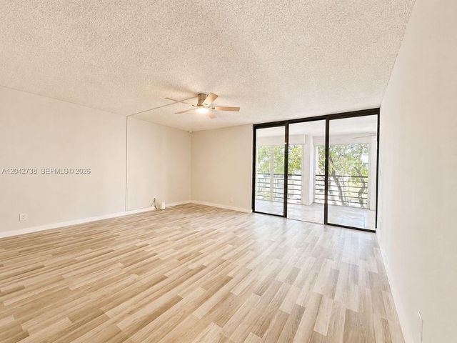 20200 W Country Club Drive PH16, Aventura, FL 33180