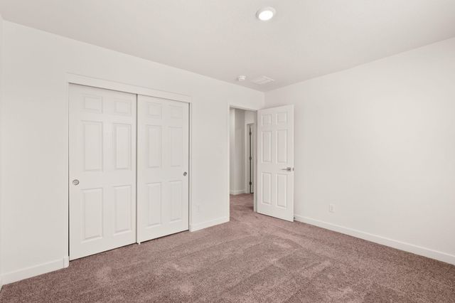 1515 Rawhide Loop NE, Rio Rancho, NM 87144
