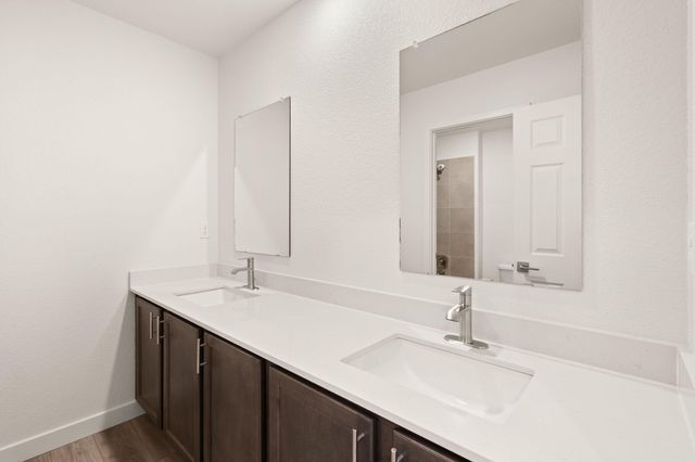 1515 Rawhide Loop NE, Rio Rancho, NM 87144