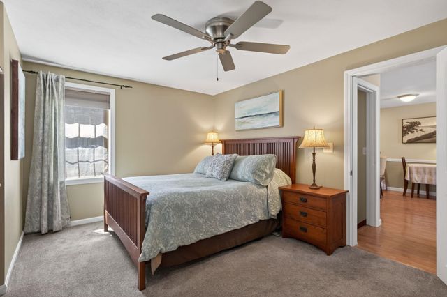 99 Glengarry Drive, Stratham, NH 03885