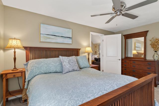 99 Glengarry Drive, Stratham, NH 03885