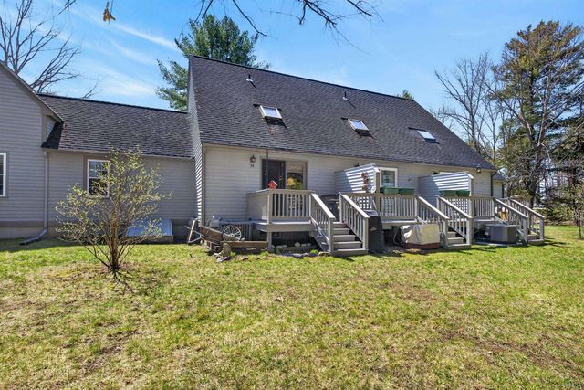 99 Glengarry Drive, Stratham, NH 03885