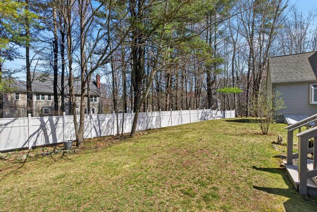 99 Glengarry Drive, Stratham, NH 03885