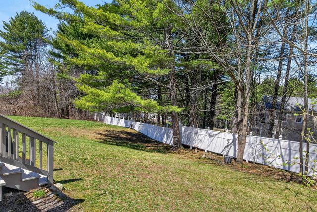 99 Glengarry Drive, Stratham, NH 03885