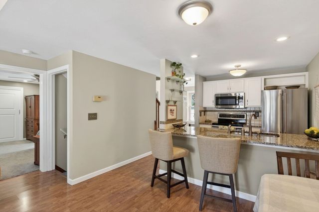 99 Glengarry Drive, Stratham, NH 03885