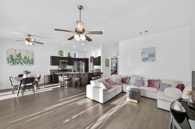 1208 Monterey Avenue, Madera, CA 93637