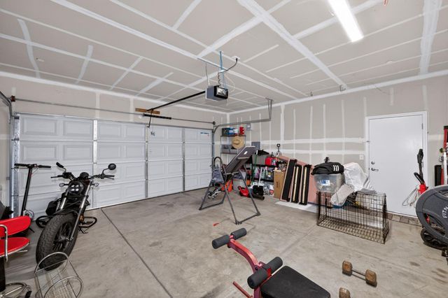 1208 Monterey Avenue, Madera, CA 93637