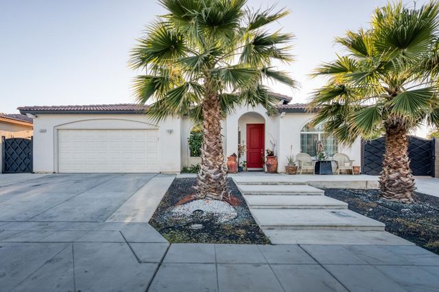 1208 Monterey Avenue, Madera, CA 93637
