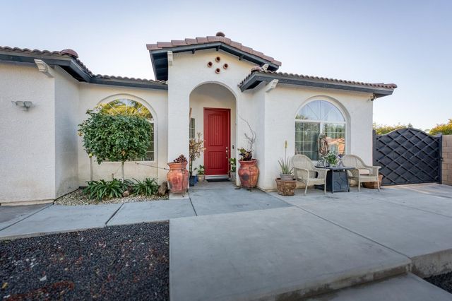 1208 Monterey Avenue, Madera, CA 93637