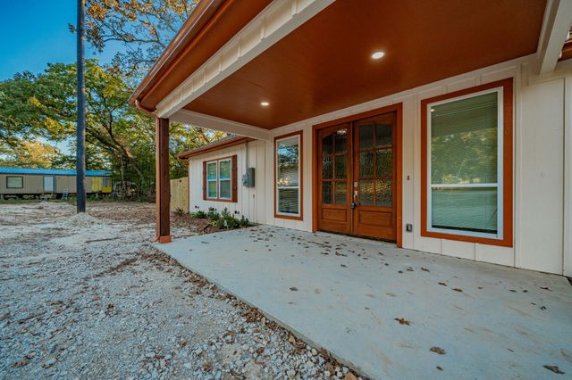 9471 Pinewood Drive, Hawk Cove, TX 75474