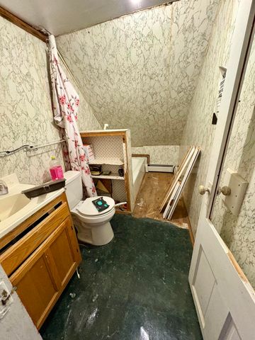 12 River Street, Chateaugay, NY 12920