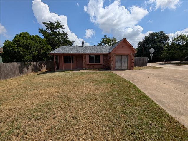 2901 Minnesota Avenue, Bryan, TX 77803