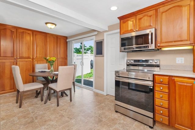 20 Reardon Road, Billerica, MA 01821