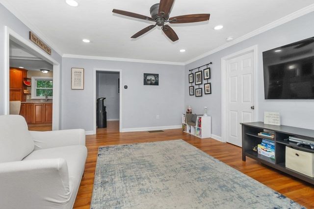 20 Reardon Road, Billerica, MA 01821