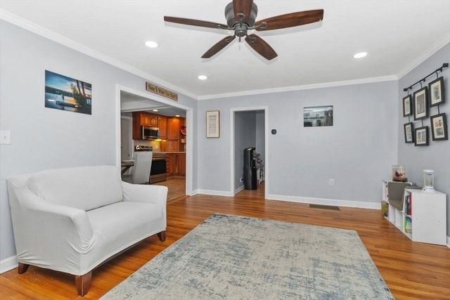20 Reardon Road, Billerica, MA 01821