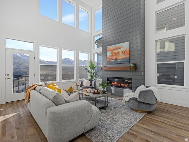 14679 S GLACIAL PEAK DR, Draper, UT 84020